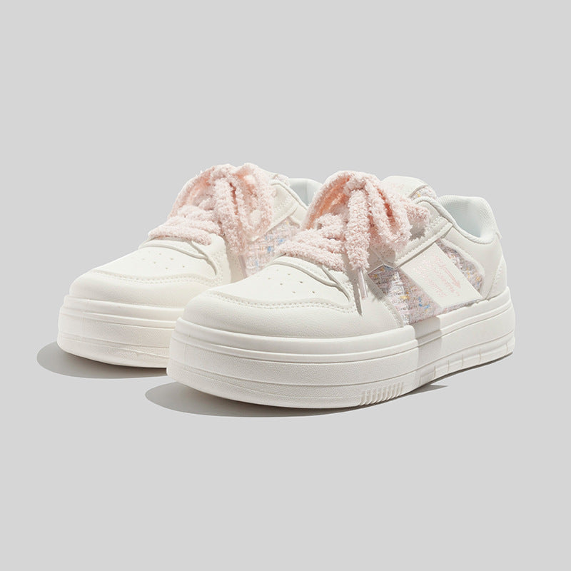 Damen modische Sneakers mit süßem Dekor und bequemer Dämpfung EB