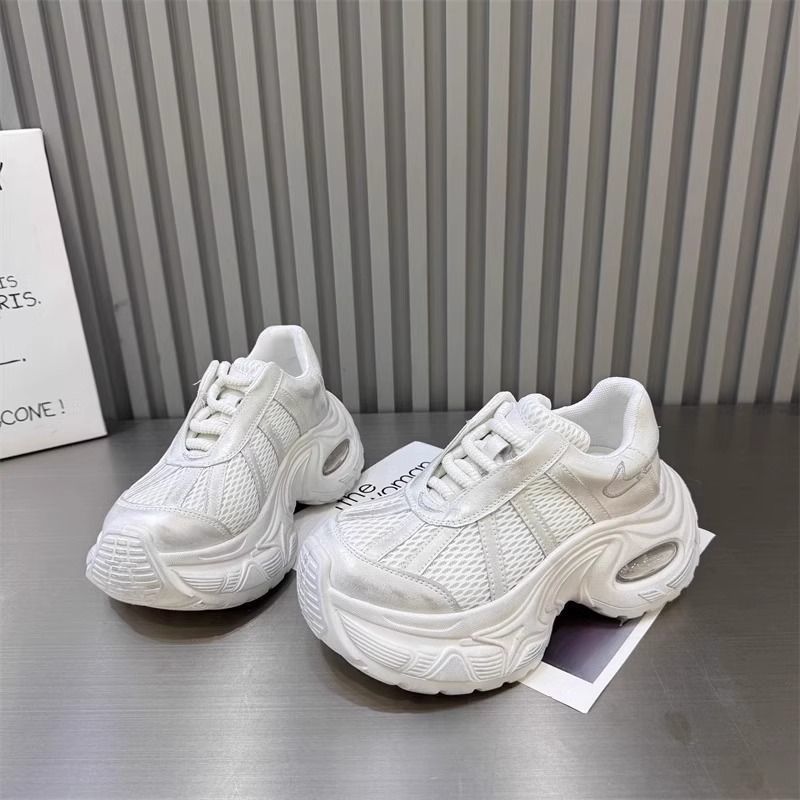 Damen Sportliche Chunky Sneakers mit atmungsaktiven Mesh-Einsätzen EB