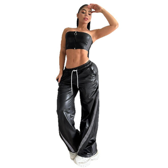 Damen nan weite Kunstleder-Trackpants mit elastischem Bund, Tunnelzug und seitlichen Streifen EB