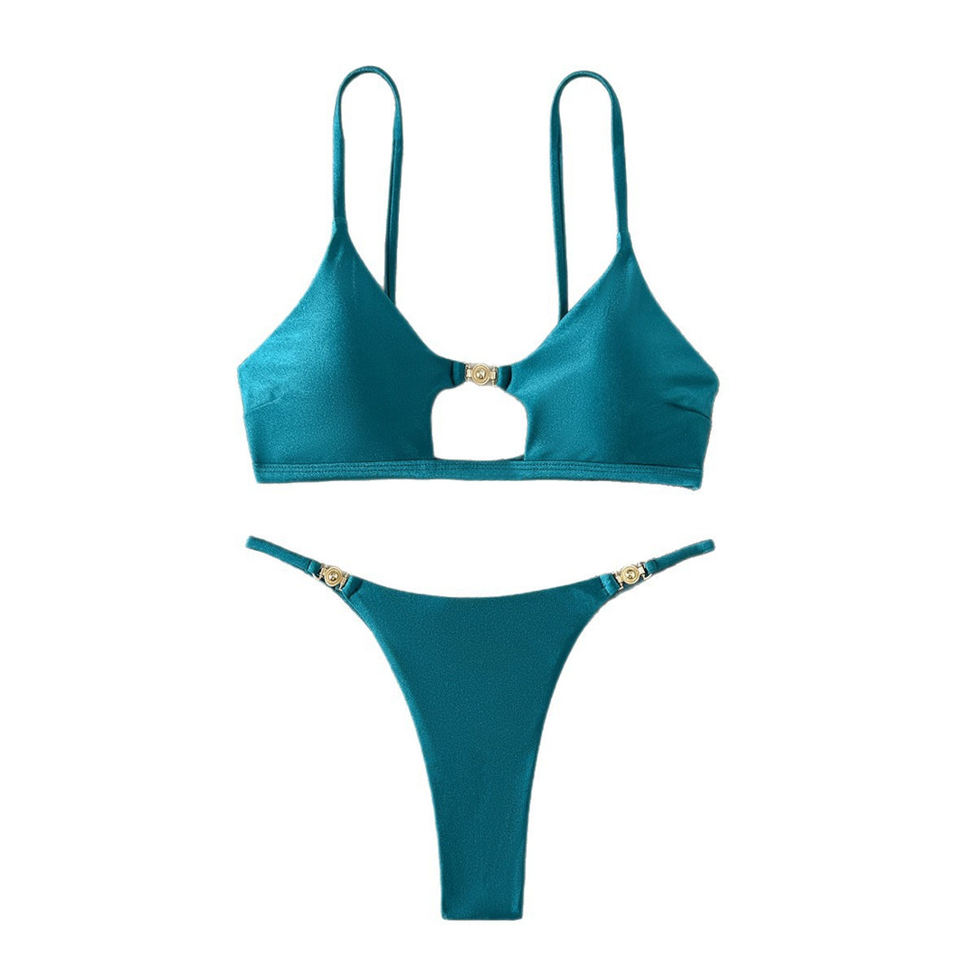 Damen Bikini mit modischem Cut-Out und goldenen Akzenten EB
