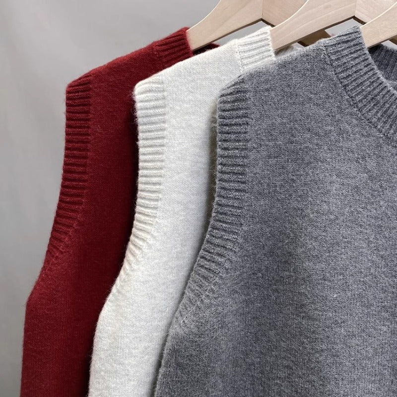 Damen Strickweste mit Knopfdetails und seitlichen Taschen EB