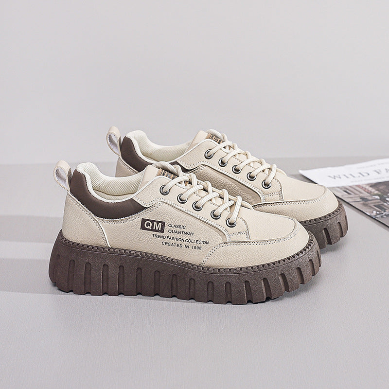 Damen Plattform Sneakers mit modischer Gummi-Laufsohle und atmungsaktivem Obermaterial EB