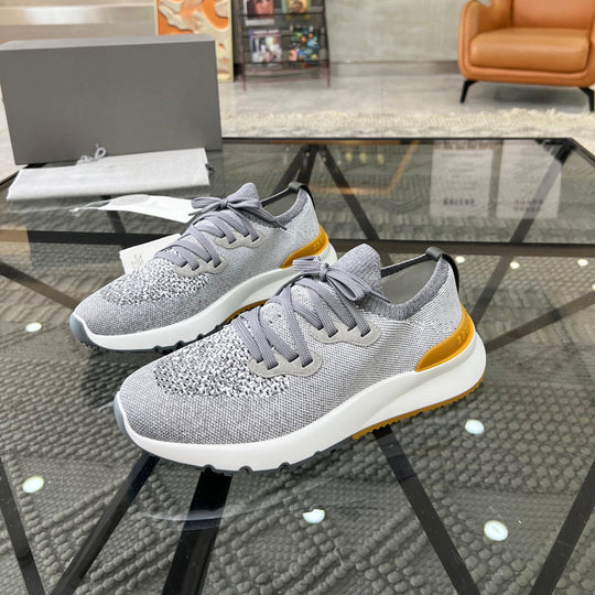 Damen Sportliche Leichtgewicht Sneakers mit atmungsaktivem Obermaterial und dämpfender Sohle von EB