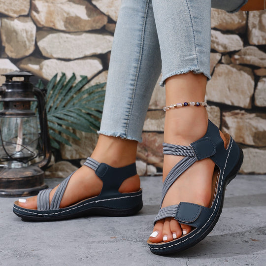 Damen komfortable Riemensandalen mit innovativer Fußbettgestaltung und verstellbarem Riemendesign EB