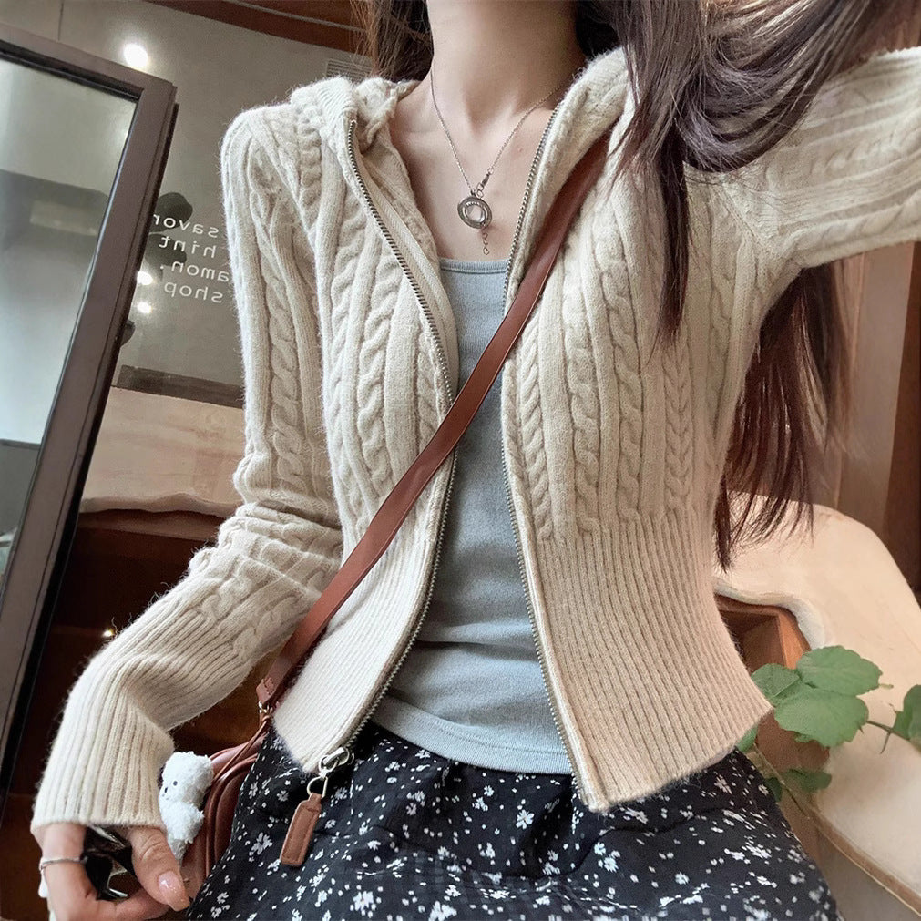Damen modischer Strickpullover mit Kapuze und Zopfmuster EB