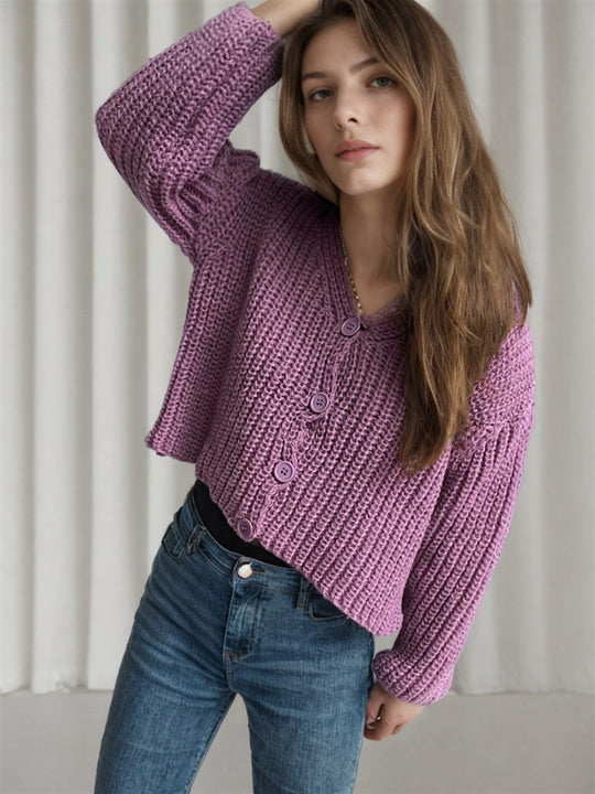 Damen Grobstrickjacke mit modischen Knopfdetails und lässigem Schnitt EB
