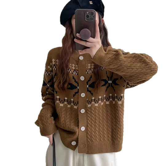 Damen Grobstrick-Cardigan mit dekorativem Zopfmuster und Knopfdetails EB