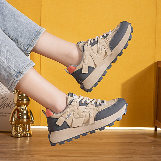 Damen Sportliche Sneaker mit robustem Profil und innovativem Design EB
