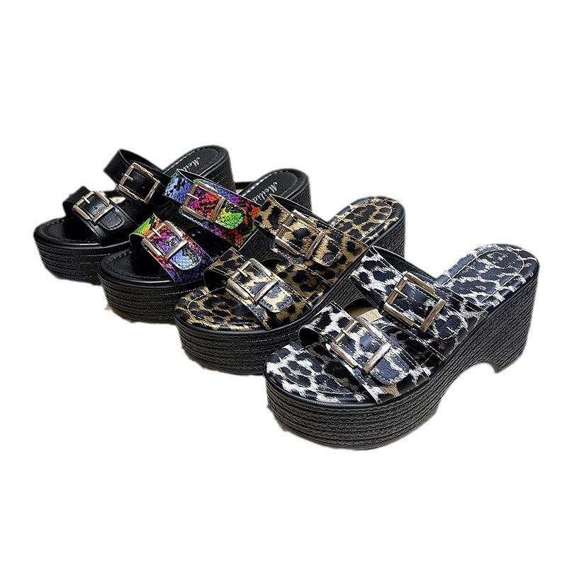Damen Plateau-Sandalen mit modischem Schnallen-Design EB