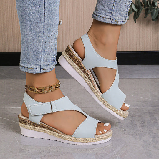 Damen bequeme Keilsandalen mit verstellbarem Riemen und Bastdetails EB