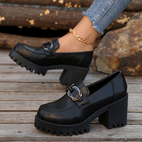 Damen Blockabsatz-Schuhe mit markanter Sohle und modischen Schnallen EB