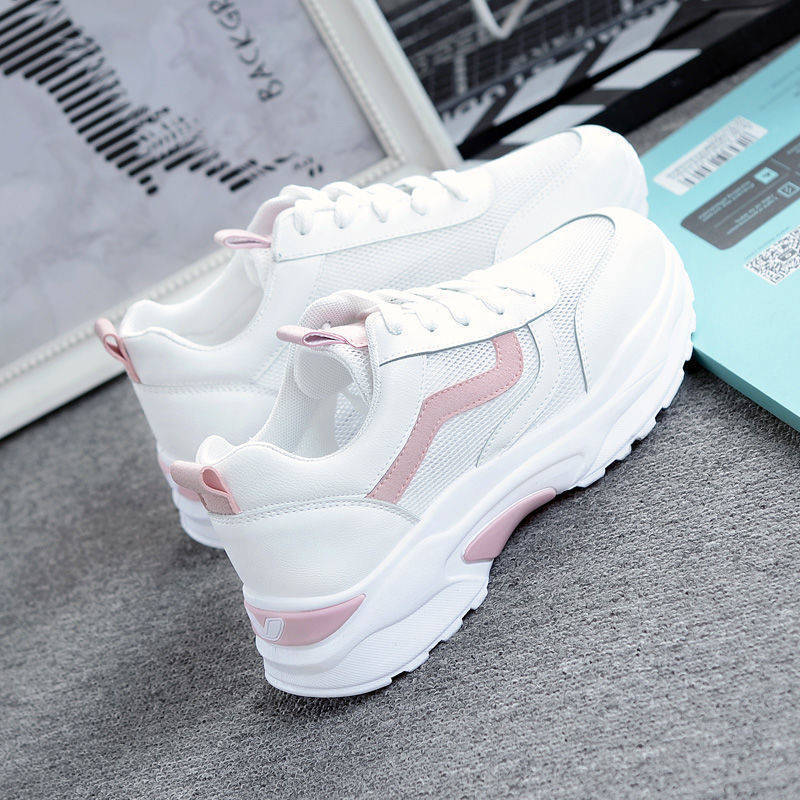 Damen Sportliche Sneaker mit gepolsterter Laufsohle und trendiger Silhouette EB