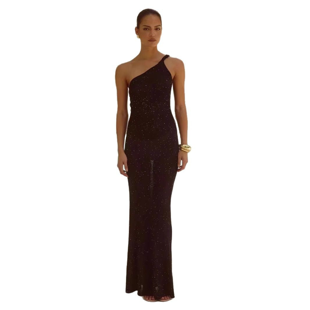 Damen Elegantes Maxikleid mit asymmetrischem Träger und schimmernden Akzenten EB