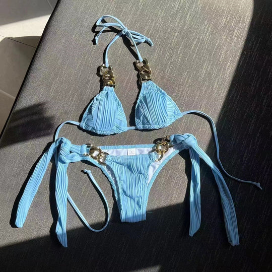 Damen Triangel-Bikini mit plissierten Details und goldenen Akzenten EB