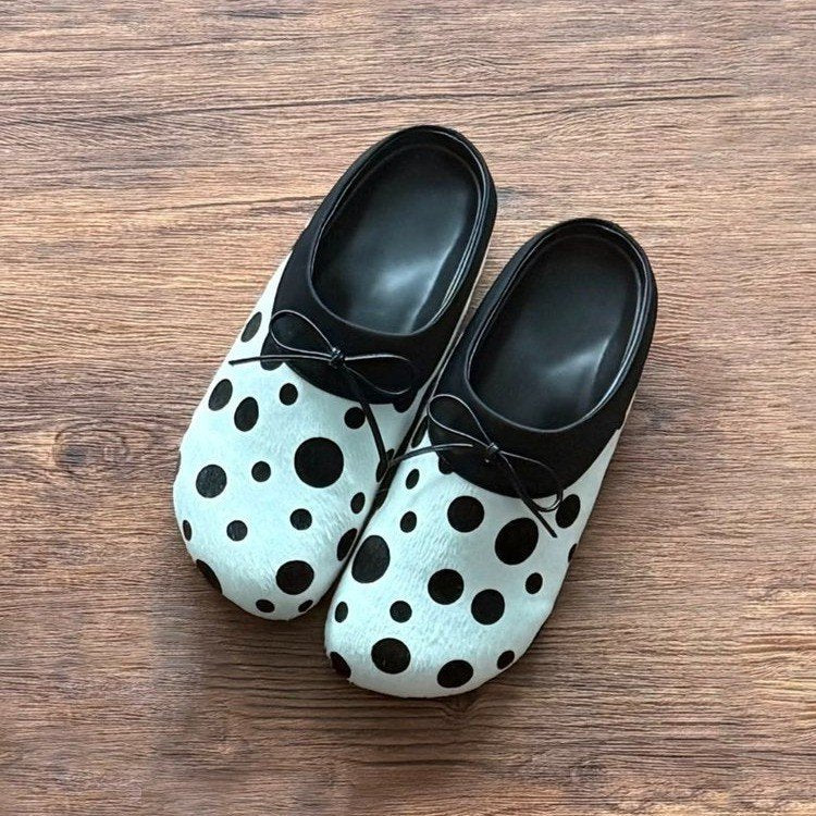 Damen bequeme Pantoletten mit trendigem Punktedesign EB