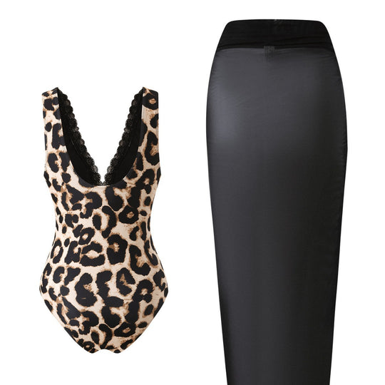 Damen Badeanzug mit drapiertem Rock EB