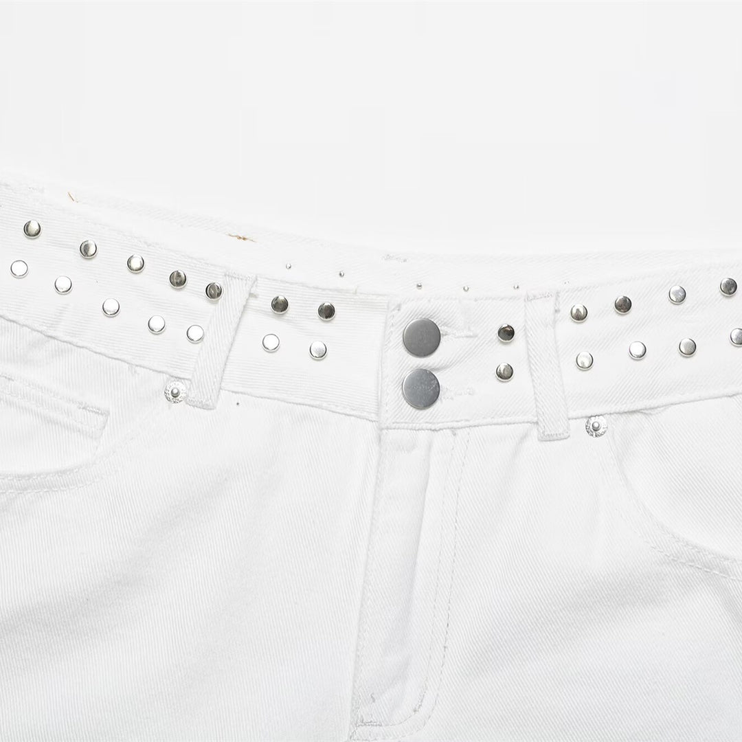 Damen modische Denim-Shorts mit dekorativem Nietenbund EB