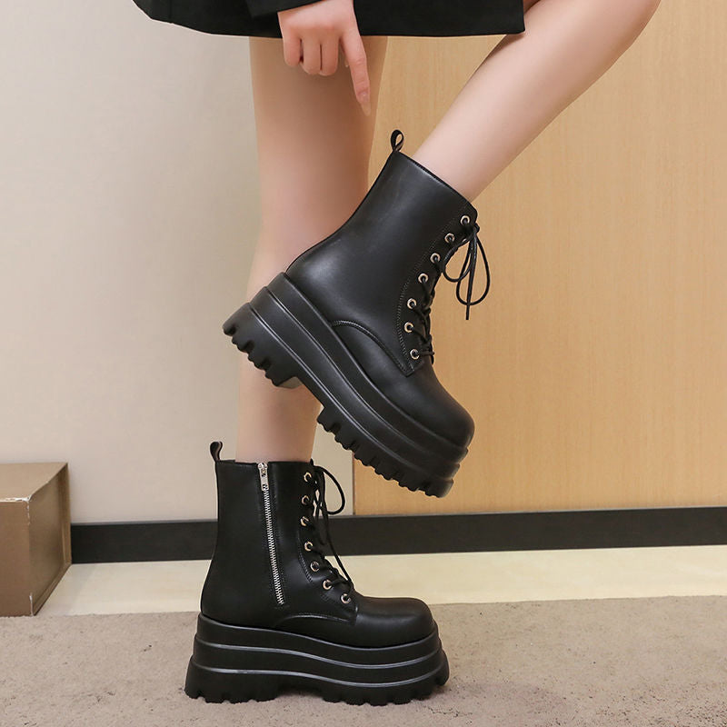 Damen Chunky-Stiefel mit trendiger Plateausohle und Schnürung EB
