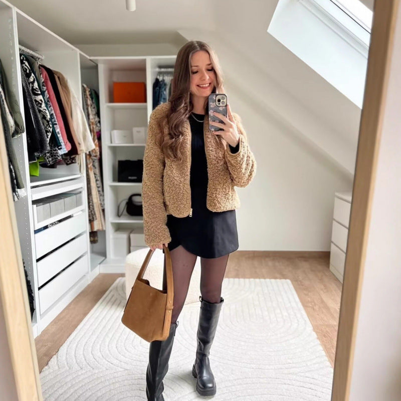 Damen Teddyjacke mit Reißverschluss und seitlichen Eingrifftaschen EB