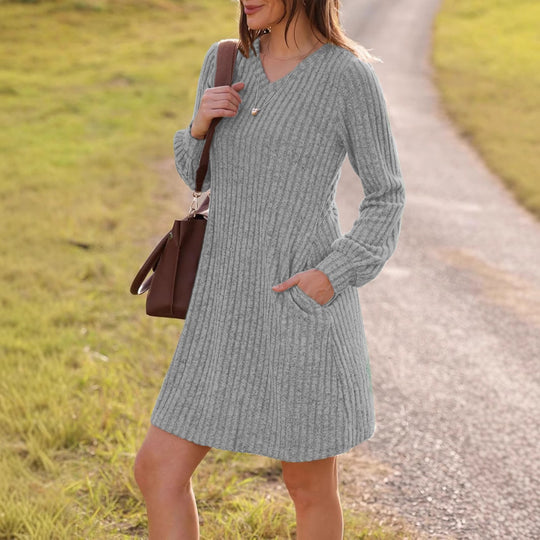 Damen Freizeitkleid mit vertikaler Struktur und praktischen Taschen EB