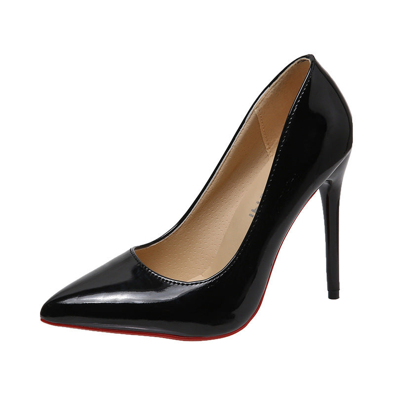 Damen nan spitzer bürotauglicher Pumps aus Lackoptik mit schmalem Stiletto und gepolstertem Komfortfußbett EB
