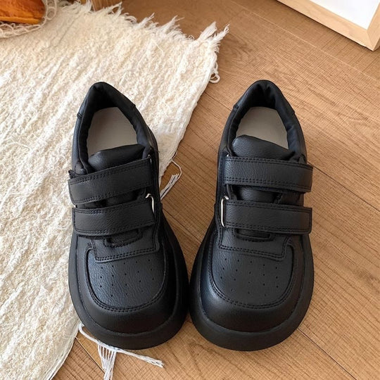 Damen Plattform-Sneaker mit verstellbaren Klettverschlüssen und sportlichem Design EB