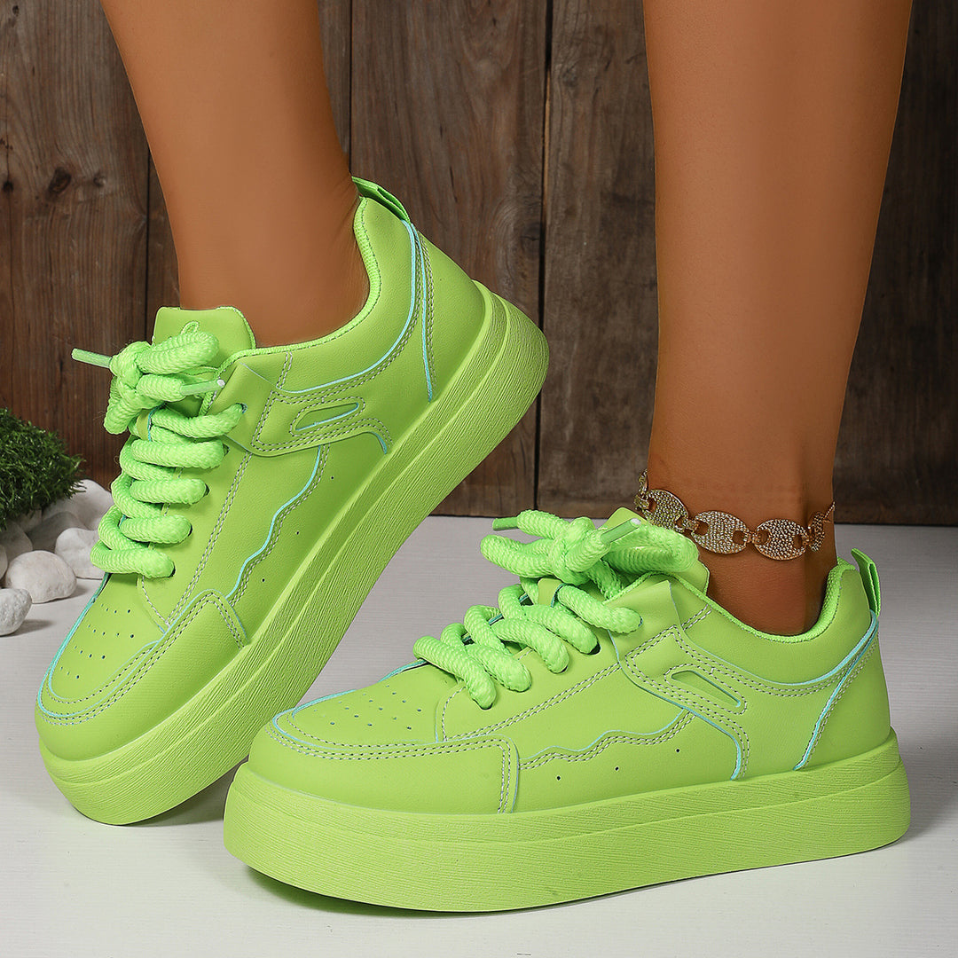 Damen Sneaker mit modischem Plateau und hochwertigen Schnürsenkeln EB