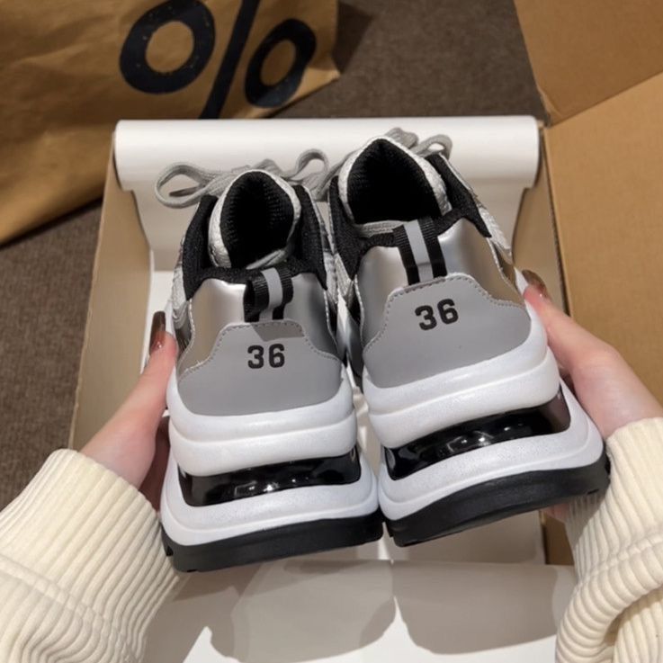 Damen Sportliche Sneakers mit atmungsaktiver Mesh-Oberfläche und dynamischer Dämpfung EB