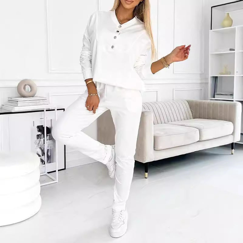 Damen Freizeit-Jogginganzug mit eleganten Knopfdetails EB