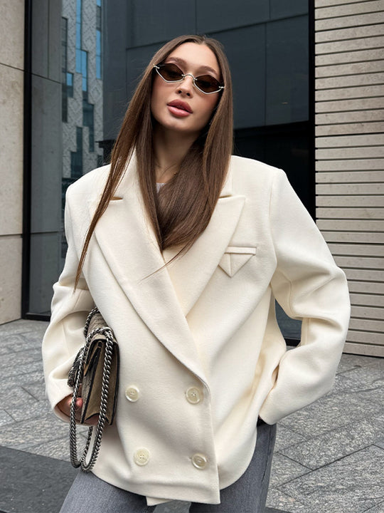 Damen Oversized Blazerjacke mit doppelter Knopfleiste und eleganten Details EB