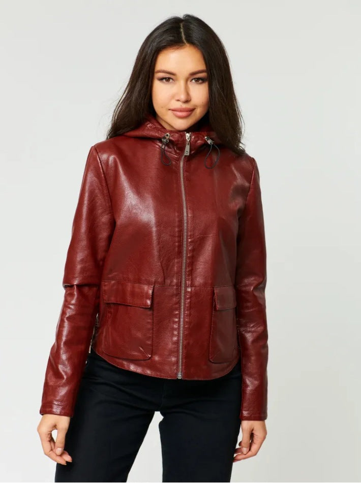 Damen Kunstlederjacke mit angeschnittenem Hoodie und praktischen Taschen EB
