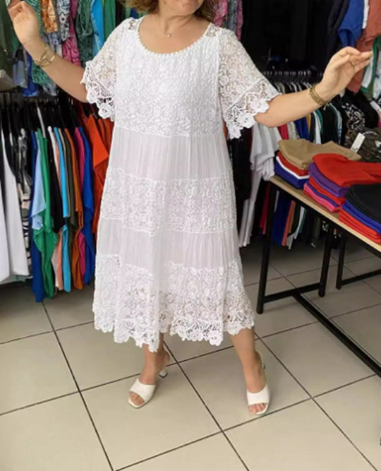 Damen Maxikleid mit luftiger Spitze und elegantem Rüschensaum Heidi-Mode