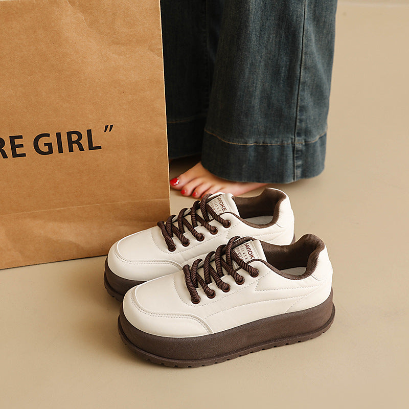 Damen Stilvolle und komfortable Sneakers mit dicker Laufsohle EB