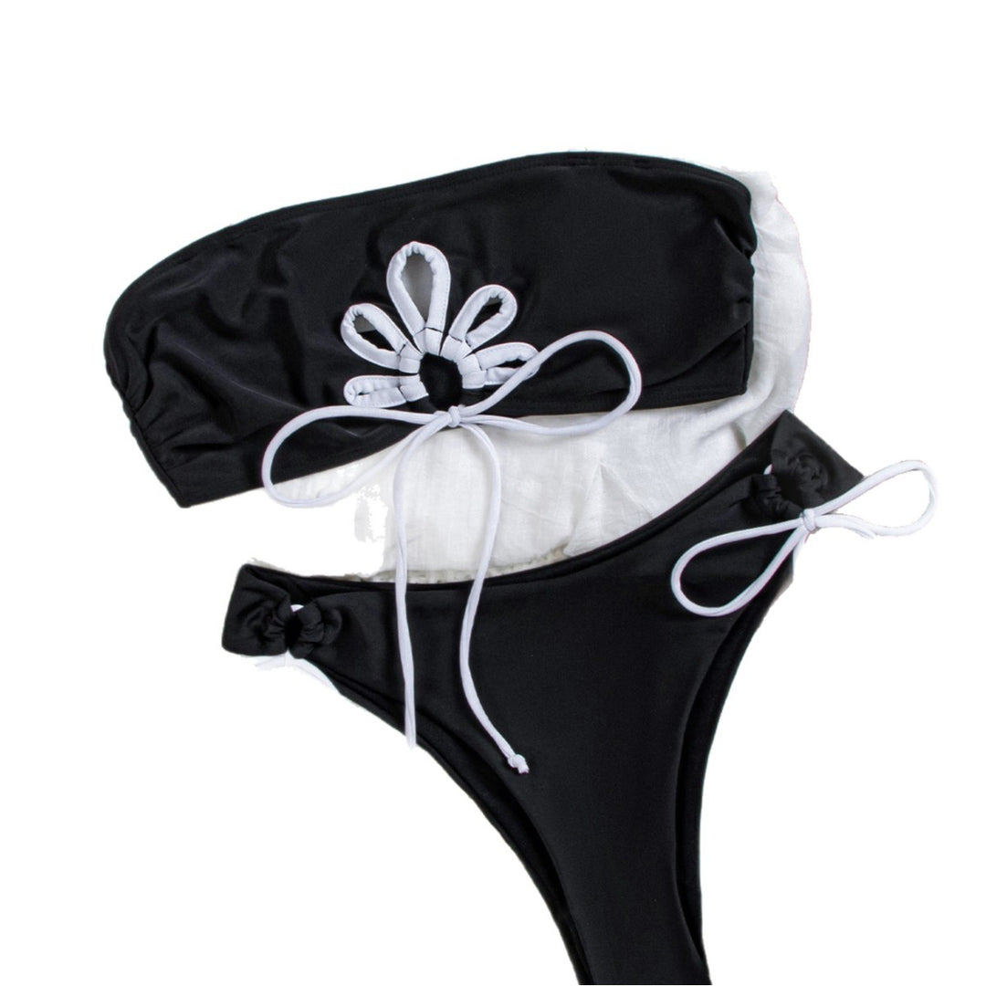 Damen Bikini-Set mit modischem Schnitt und dekorativem Cut-Out EB