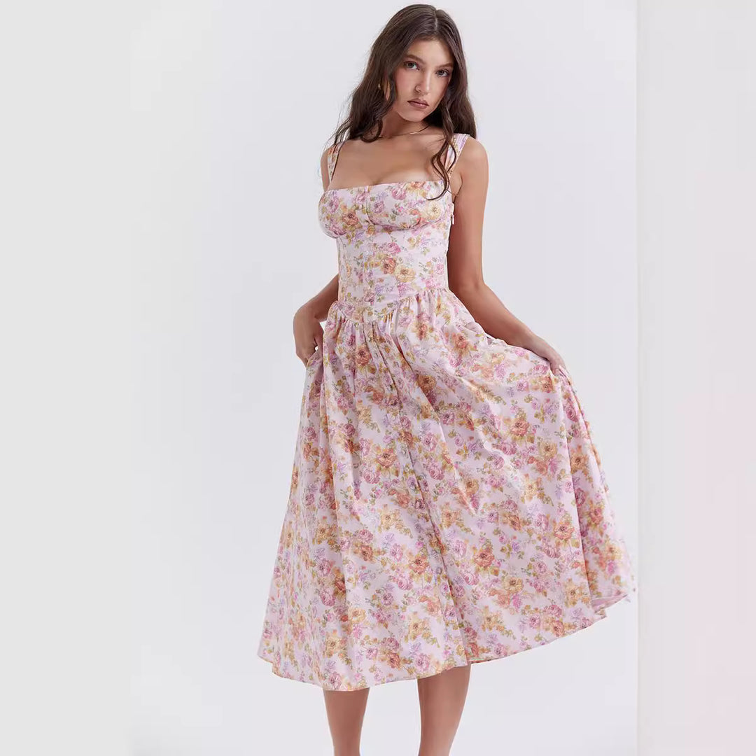 Damen Sommerliches Maxikleid mit floralen Einsätzen und tailliertem Oberteil EB