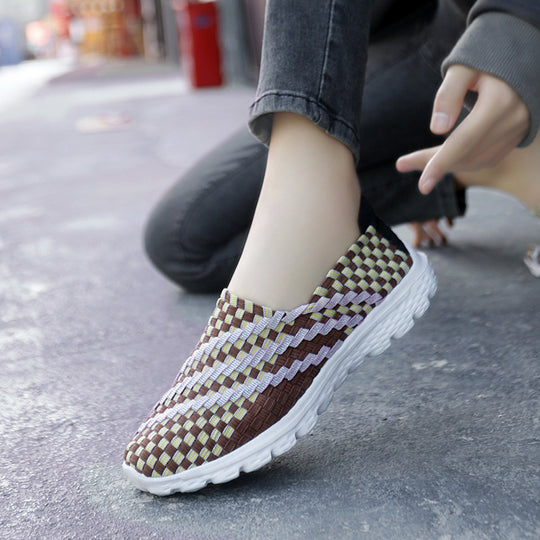 Damen Bequeme Slip-On Sneakers mit atmungsaktiver Faserstruktur EB