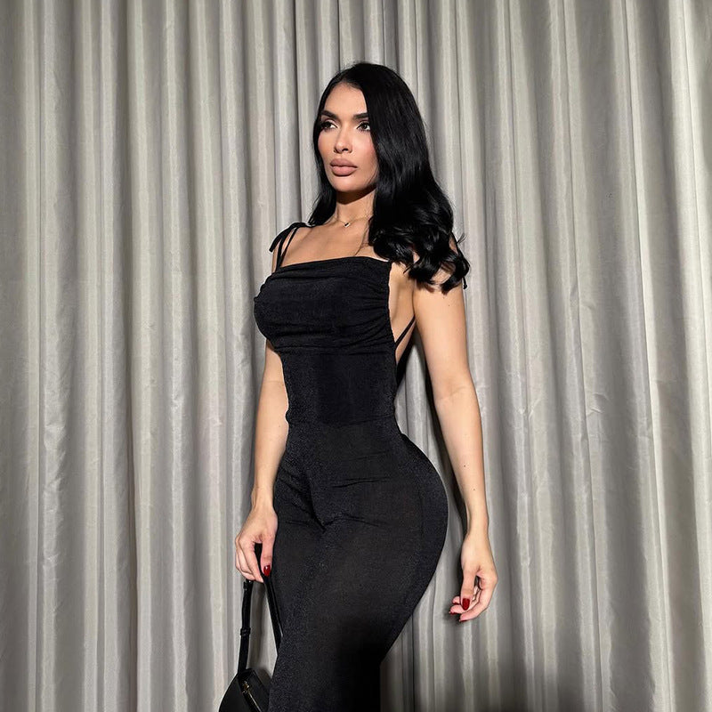 Damen eleganter Jumpsuit mit schmalem Schnitt und feinen Spaghettiträgern EB