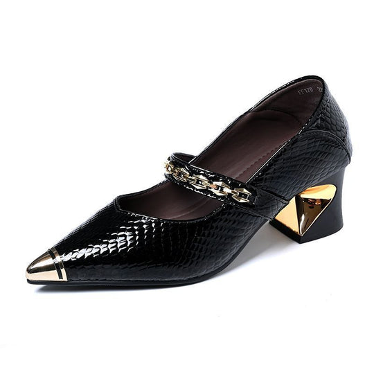 Damen Elegante Pumps mit modischem Kettenriemen und glänzendem Blockabsatz EB