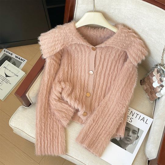 Damen Flauschige Strickjacke mit breitem Kragen und Knopfleiste EB
