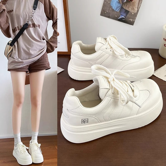 Damen Bequeme Sneaker mit dämpfender Sohle und modischem Design EB
