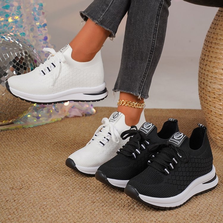 Damen Atmungsaktive und flexible Sneakers mit elastischem Schnürsystem EB