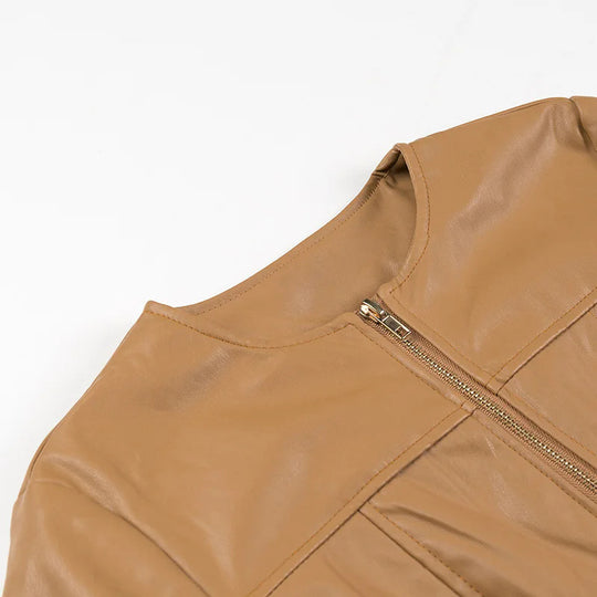 Damen modische Kunstlederjacke mit strukturierter Oberfläche und praktischen Taschen EB