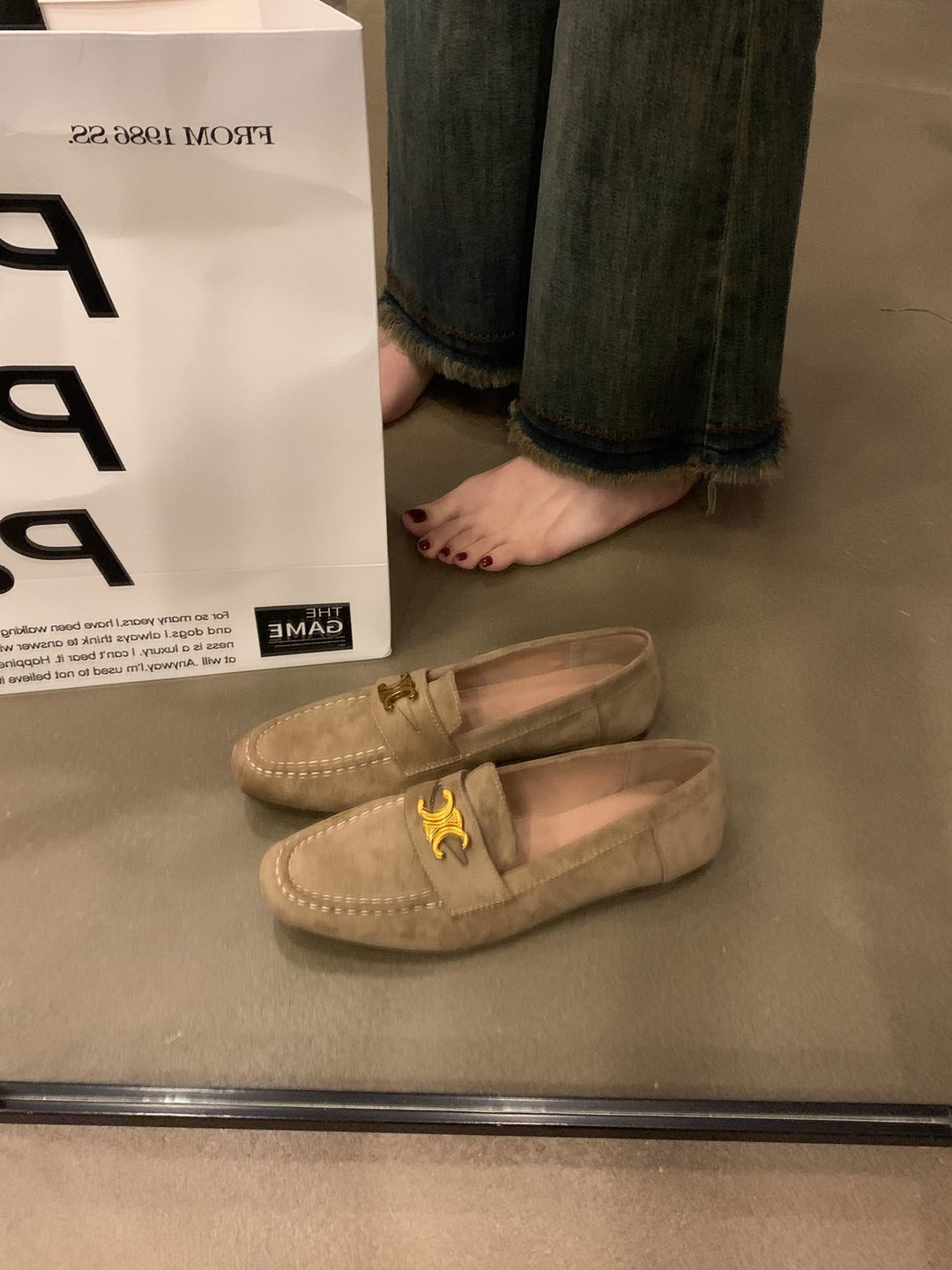 Damen Mokassins aus hochwertigem Wildleder mit eleganten Schmuckdetails EB