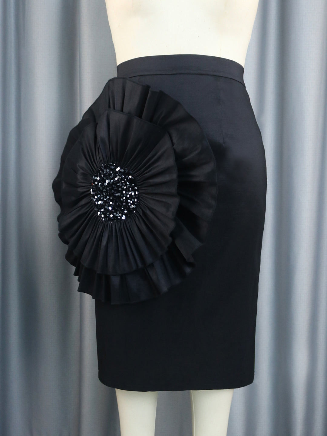 Damen Bleistiftrock mit voluminösem Rüschen-Detail EB