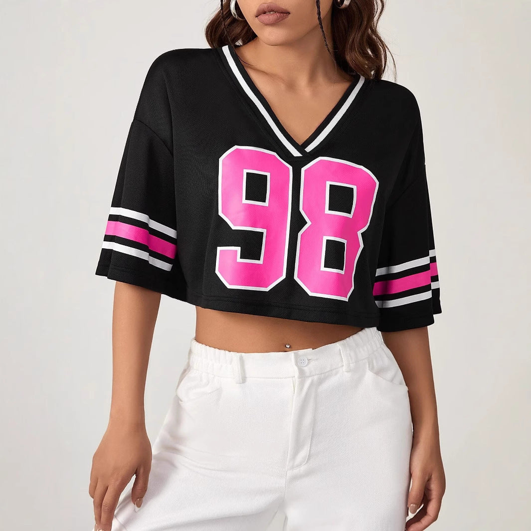 Damen Crop-Top mit sportivem V-Ausschnitt und grafischem Druck EB