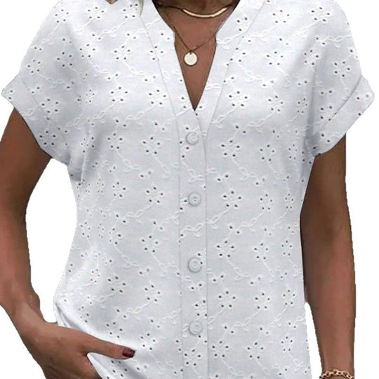 Damen Bluse mit dekorativen Lochmustern und eleganter Knopfleiste Heidi-Mode