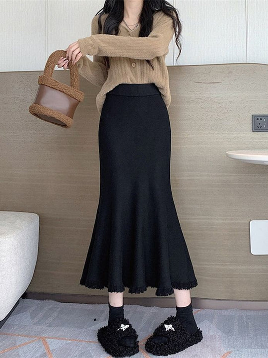 Damen Eleganter Maxirock mit voluminösem Saum und fransigen Details EB