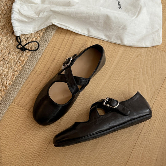Damen elegante Ballerinas mit modischem Riemchen und hochwertiger Leder-Oberfläche EB