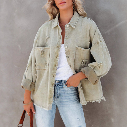 Damen Lässige Oversized Jeansjacke mit fransigen Abschlüssen und dekorativen Knöpfen EB