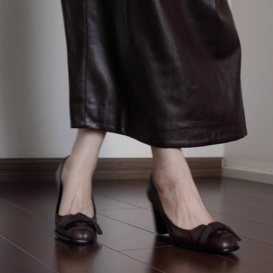 Damen elegante Pumps mit modischer Schleifenapplikation EB